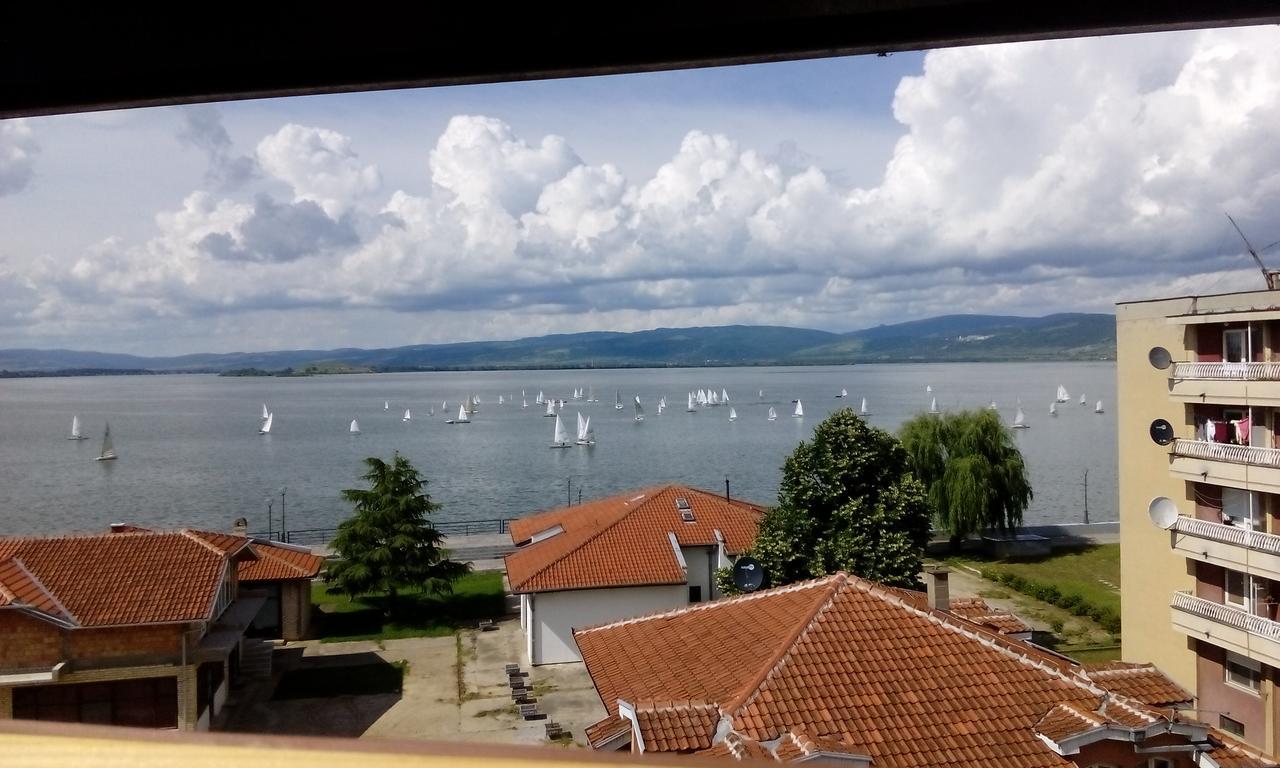 Apartman "Soba Sa Pogledom" Golubac Esterno foto